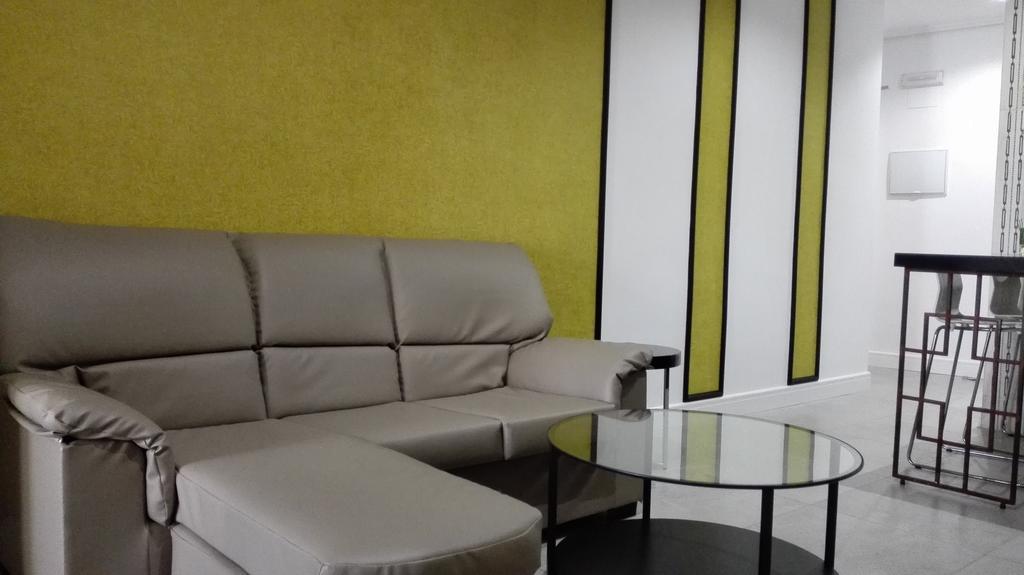Apartamentos Las Palmeras Palma del Río Δωμάτιο φωτογραφία